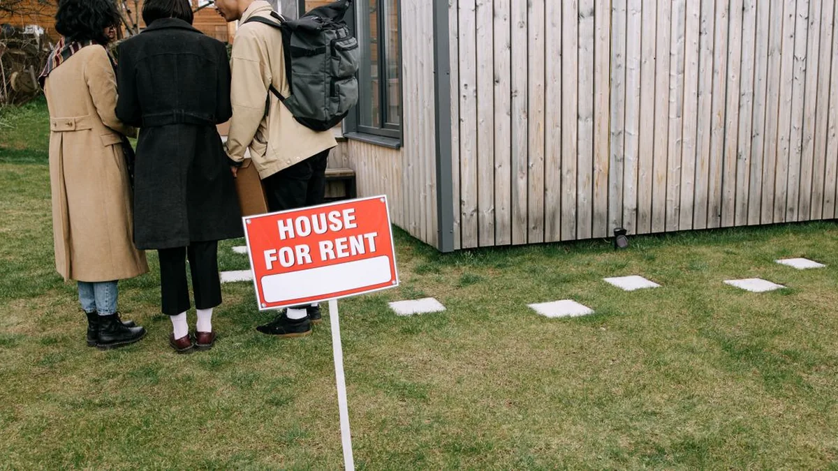A UK landlord reviewing leases, enquiries, viewings, and compliance tasks in a property management application (Photo by Ivan S, Pexels)